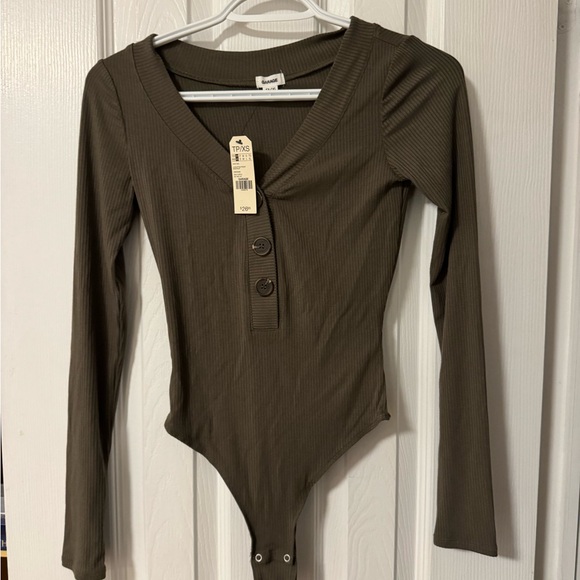 GARAGE NWT bodysuit - Picture 2 of 5